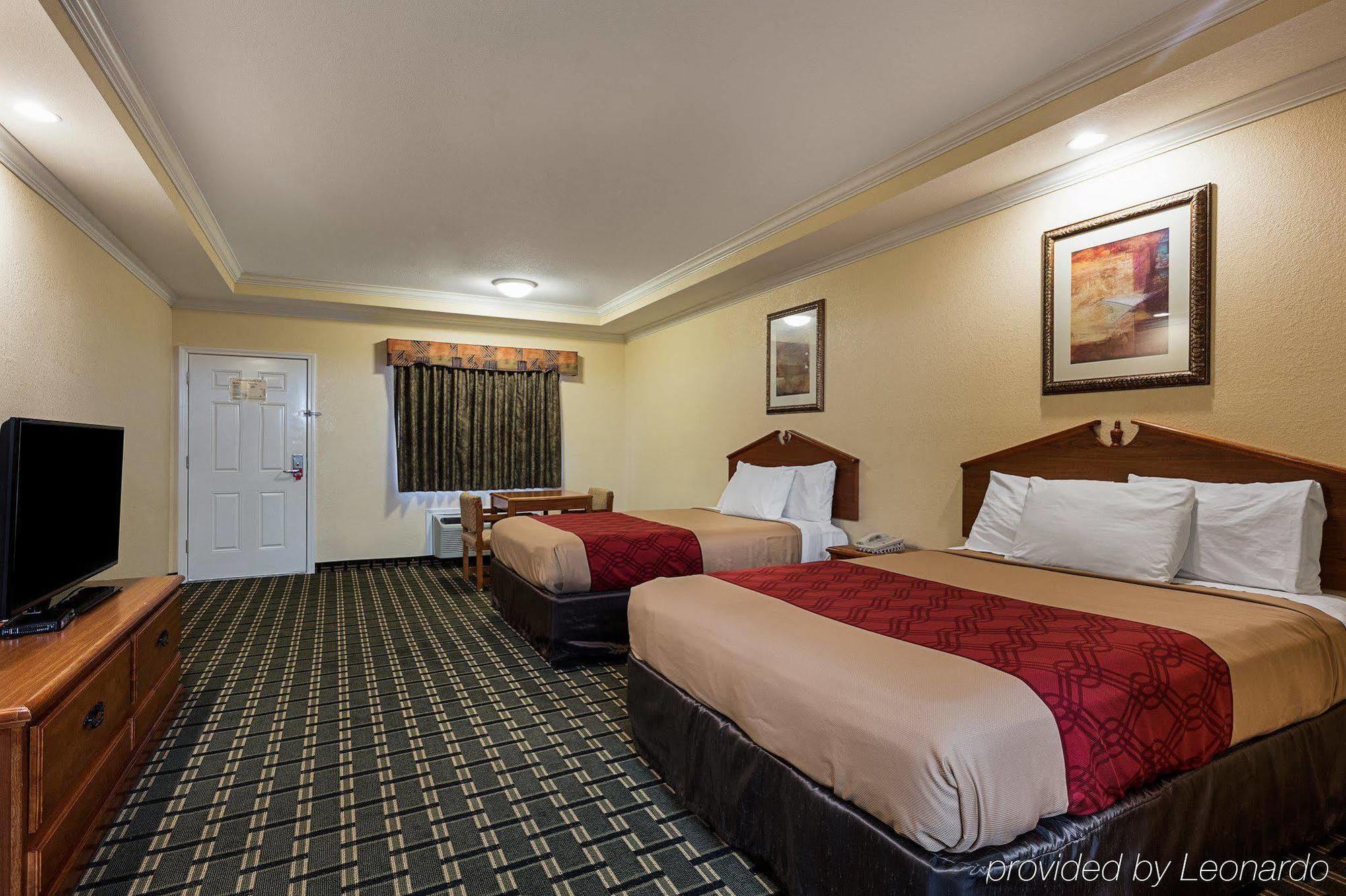 Econo Lodge Inn & Suites Horn Lake Bagian luar foto
